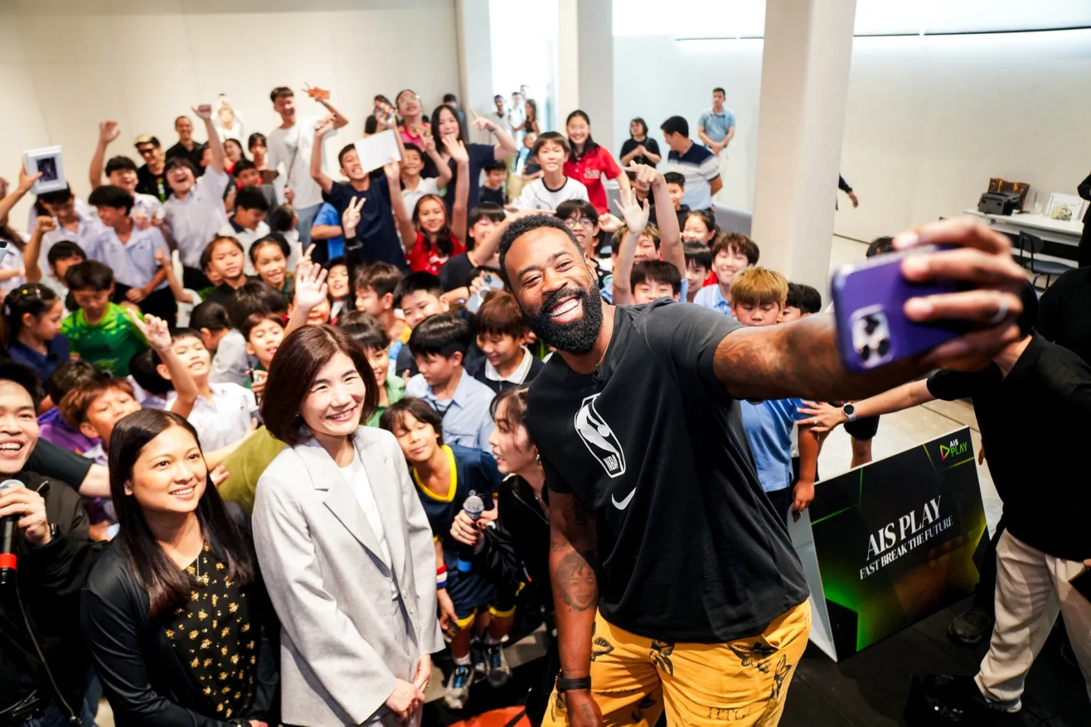 05FastBreakTheFuture00
