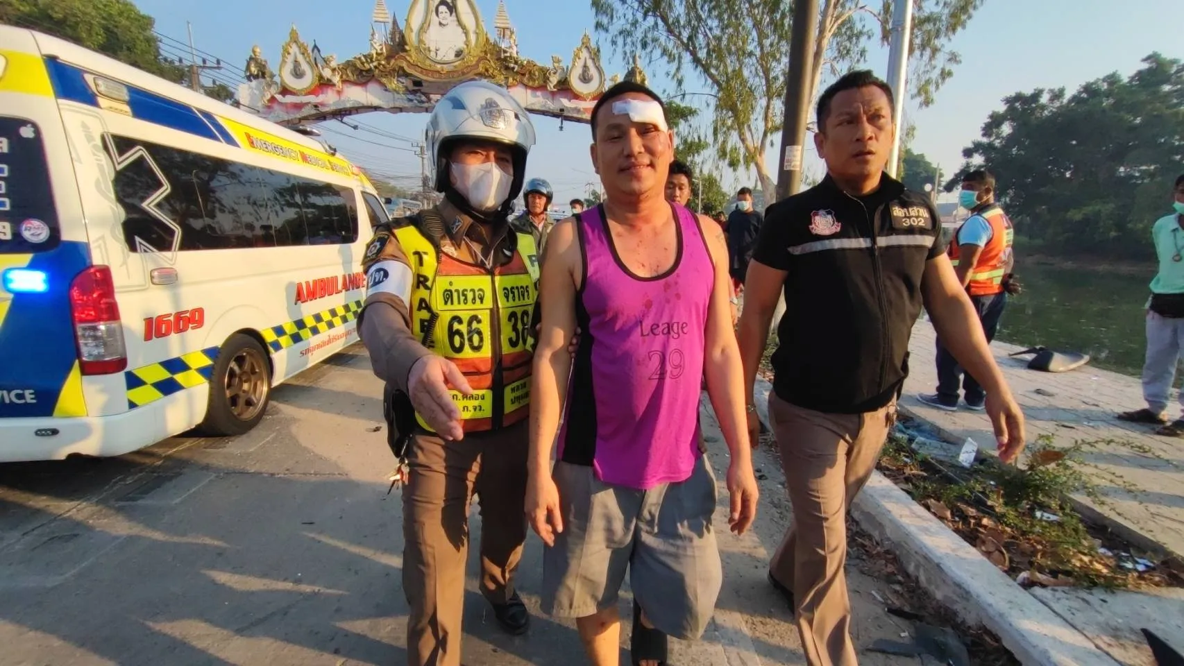 6854060