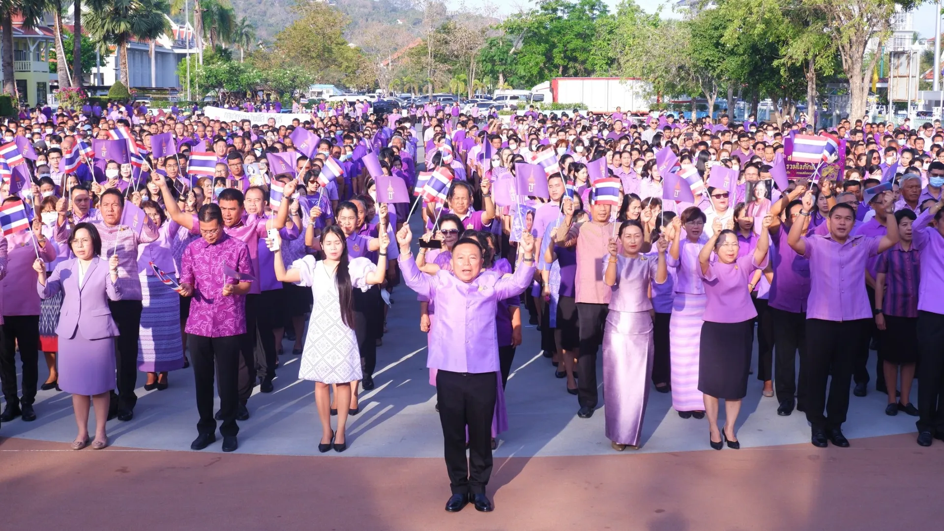 LINEALBUMรวมพลังถวายกำลังใจกรมสมเด็จพระเทพฯ๒0