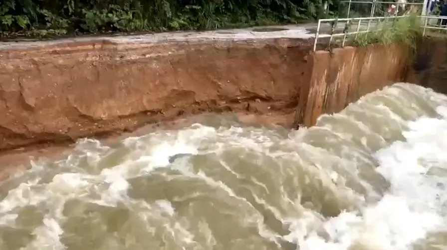 1790582395811