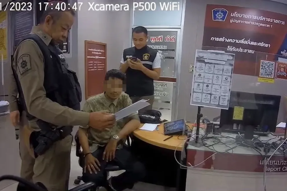 060453d57d5e64e12b3e203fe954427c5c0ffe4a591d17fb41be10fcbee44b25