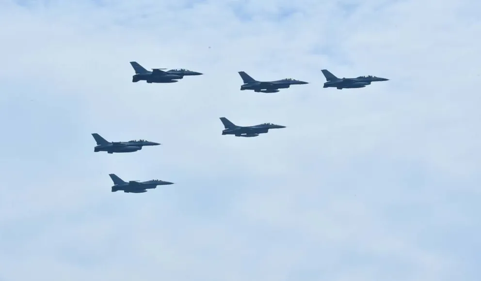 1701327582365