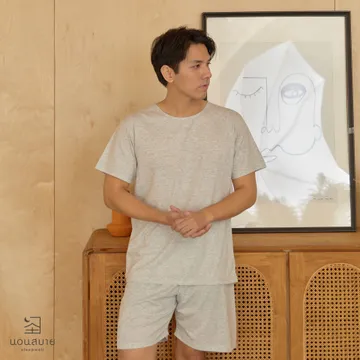 01เสื้อกางเกงขาสั้นสีเทาอ่อนผู้ชาย1