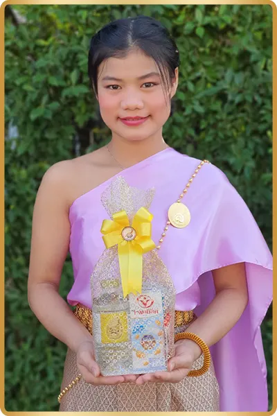 ชุดตักบาตรประจำวันเกิด