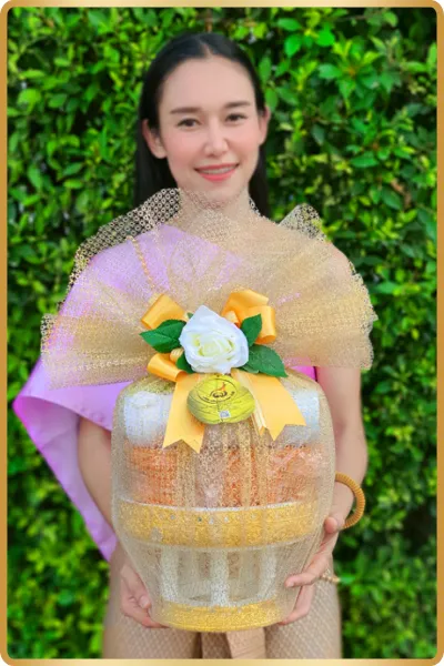 ชุดสุขกายสุขใจรุ่น4(โตกไม้ขาวทาทอง)