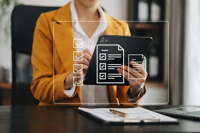 Checklist-and-filling-survey-form-online