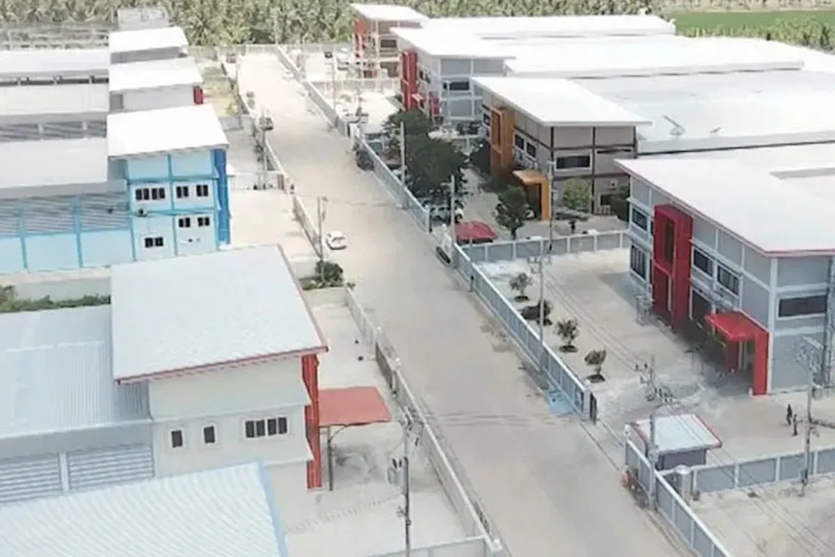 โรงงานผลิตขวดพลาสติก เลือกอย่างไร? 5 เรื่องที่ควรเช็กก่อนสั่งผลิต