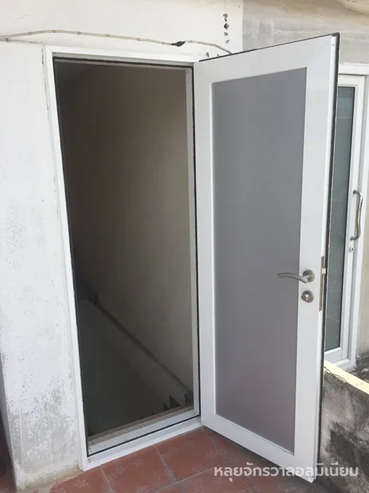 1593065845305