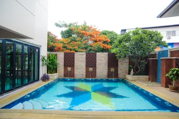 pool05