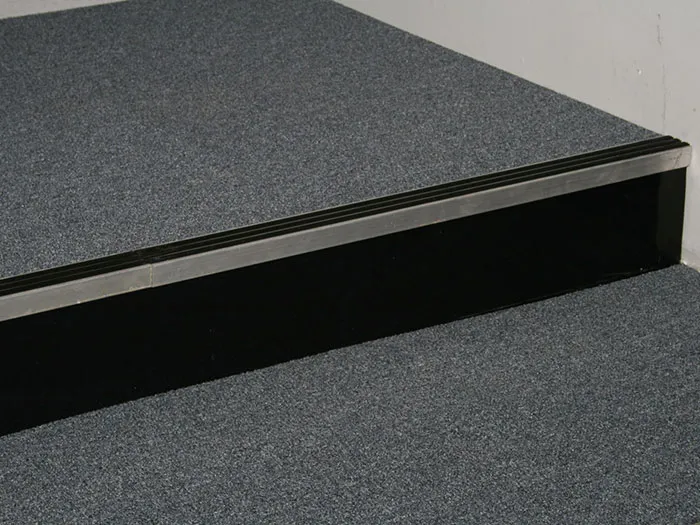 Steel-Curb