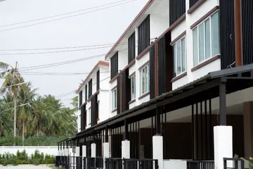 เดอะวิลล์-102re