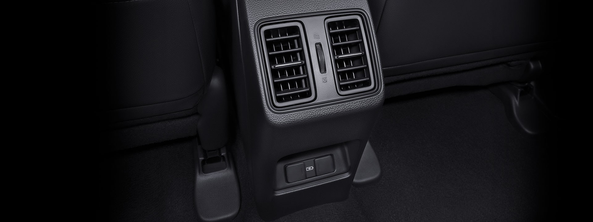 5RearVentilationandUSBType-C