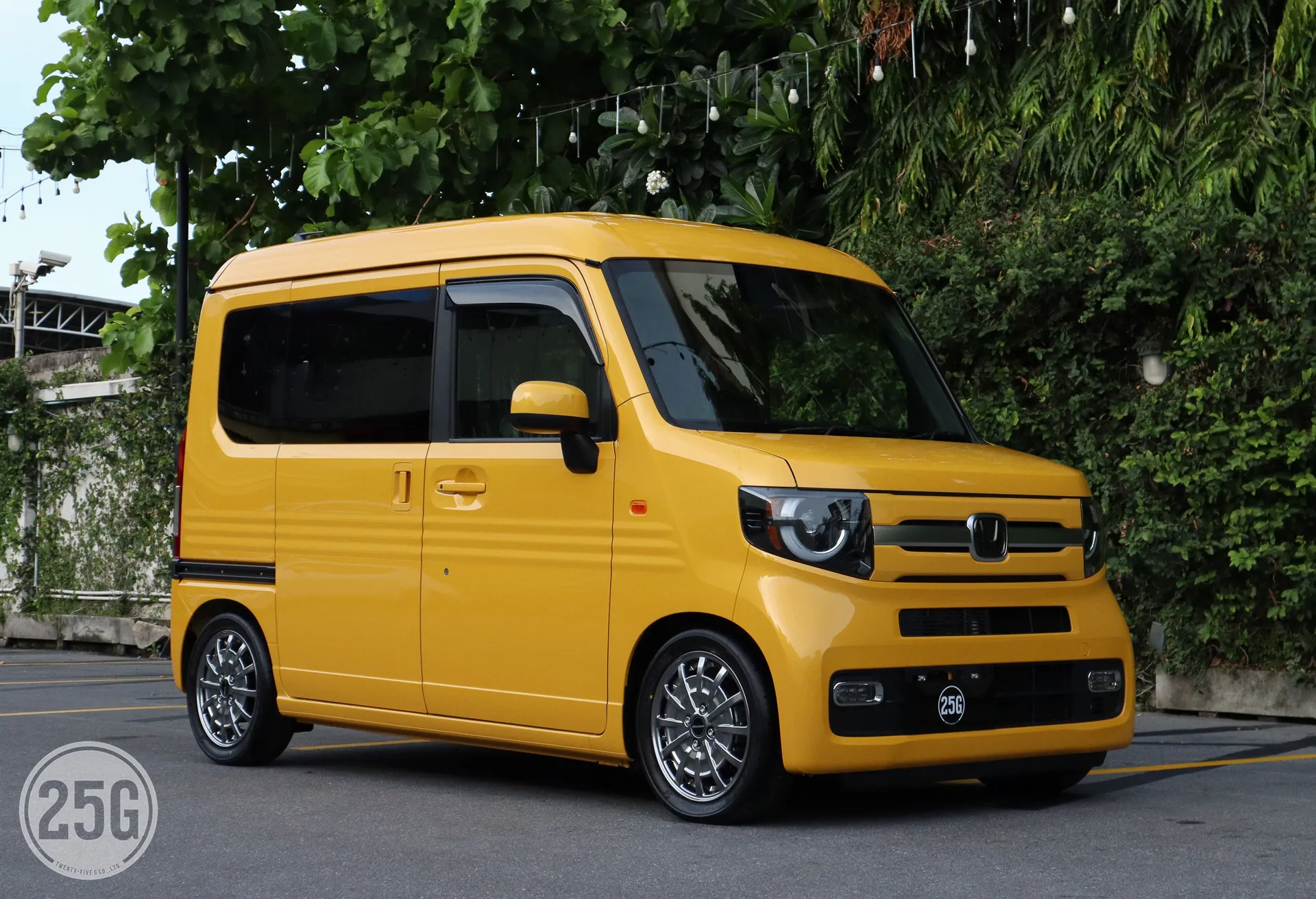N vans 2025