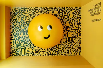 Mood12000010mood-hotel-smile