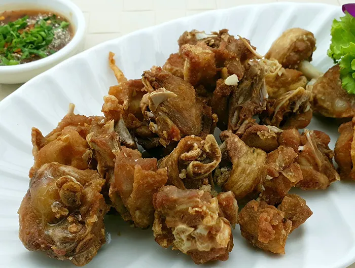 jarinthip-menu-ไก่นาทอดเกลือ