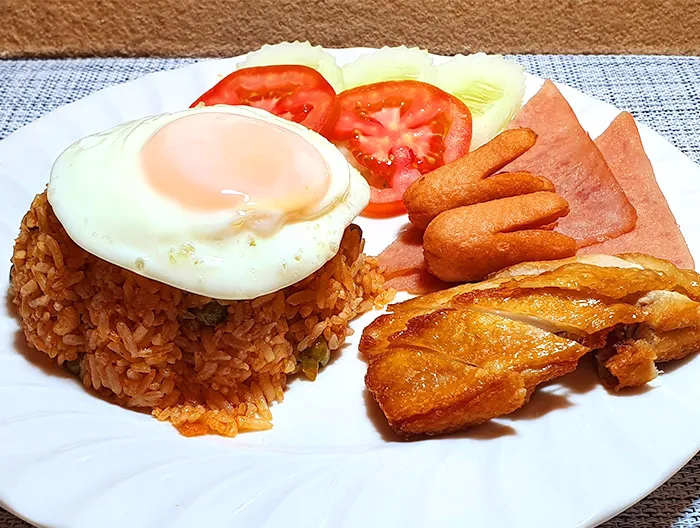 jarinthip-ข้าวผัดอเมริกัน