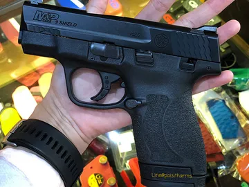 SMITH-AND-WESSON-1