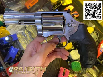 SMITH-AND-WESSON-2
