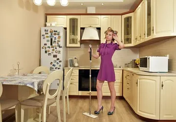 cleaning-5476950340