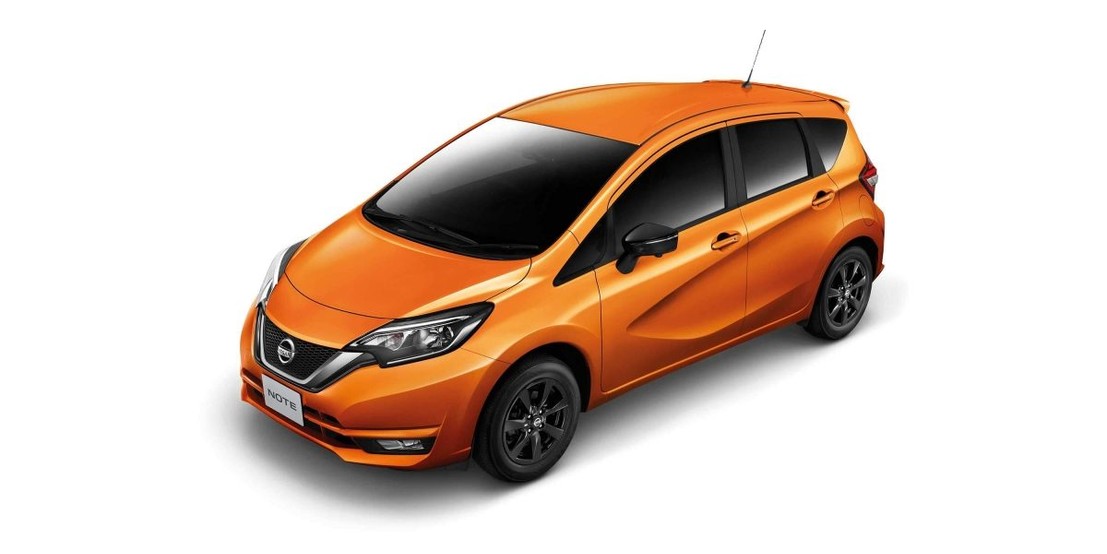 Nissan note orange