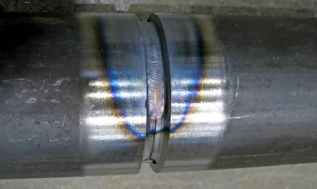 Heat-affected-zone-visible-with-welded-pipes