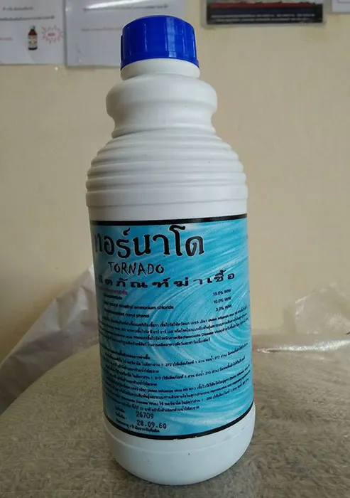 ทอร์นาโด-ยาฆ่าเชื้อสำหรับไก่