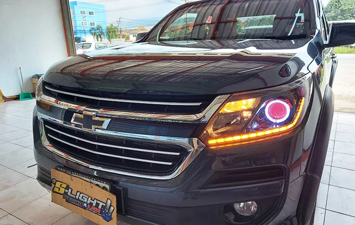 s-lightxenon-Chevrolet-Colorado-1
