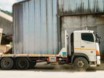 Ten-wheeltruck