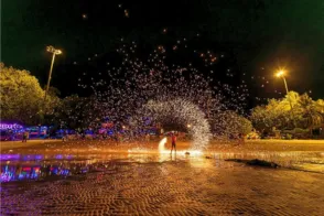 fireshow294x196