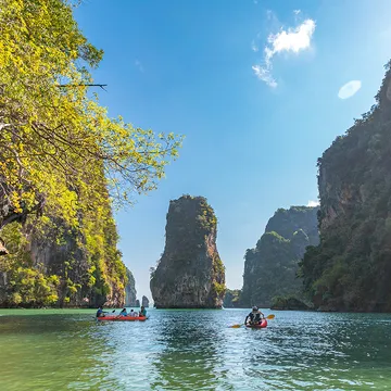 5-Phi-Phi-Islands---James-Bond-Island