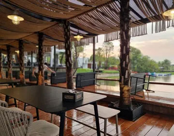 RIVERSIDE-DINING-ร้านอาหารริมแม่น้ำ