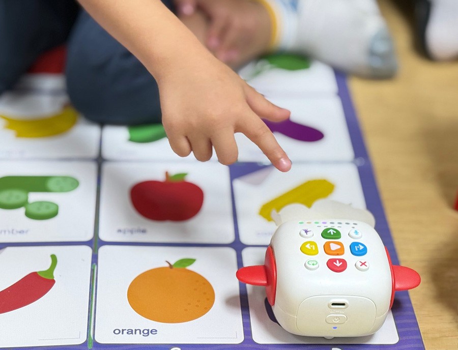 Lego-Duplo-Matata-Coding-Unpplug
