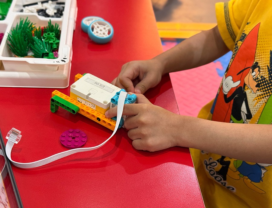 Lego-Essential