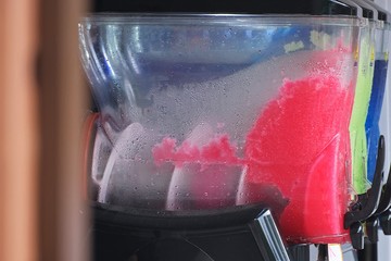 เครื่องSlurpeeกึ่งน้ำแข็งกึ่งน้ำ