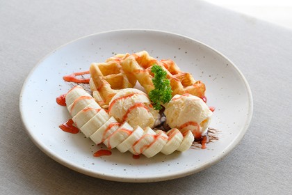 CroffleSoftServe