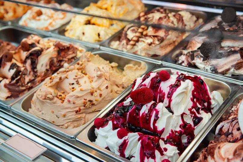 เครื่องทำไอศกรีม Gelato คืออะไร? วิธีเลือกเครื่องให้เหมาะกับธุรกิจ