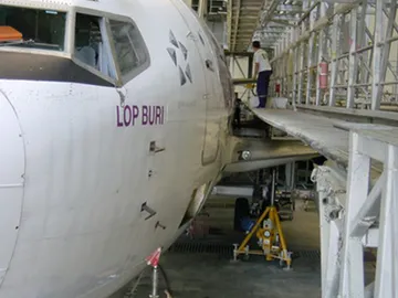 Narow-body-fuselage-dock4