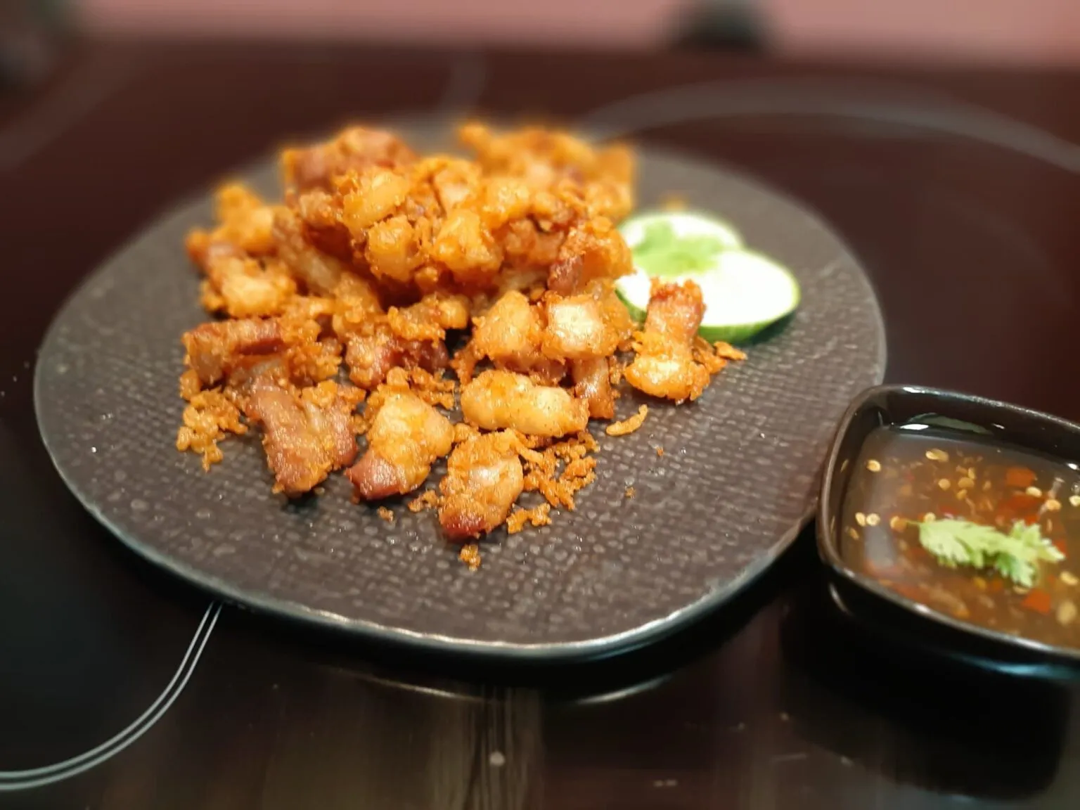 หมูทอดเจ๊จง