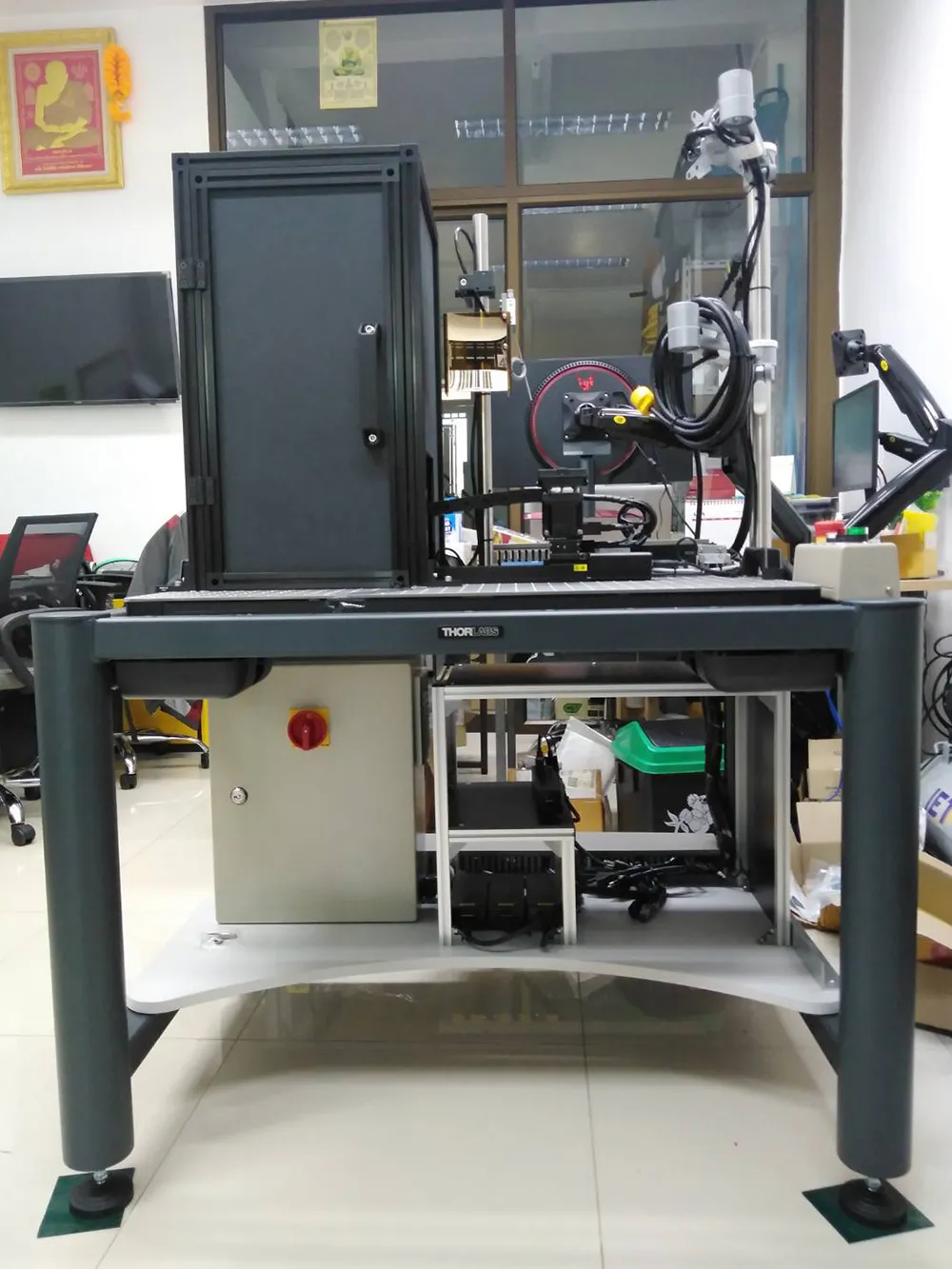 Projector-Test-Machine2