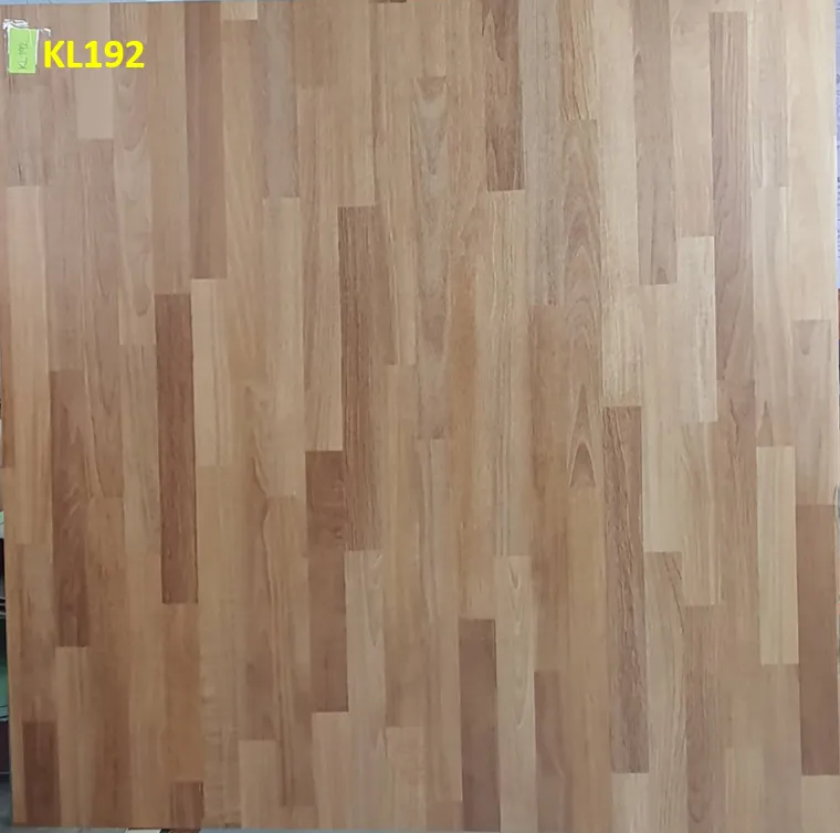 KL192
