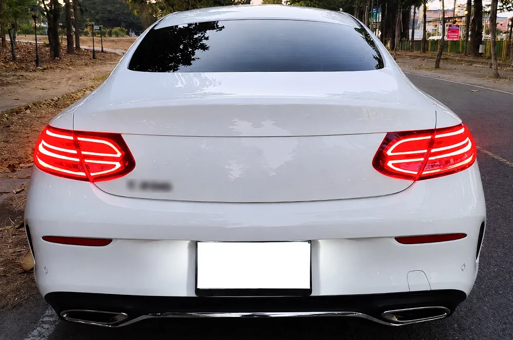 BenzC200Coupe3