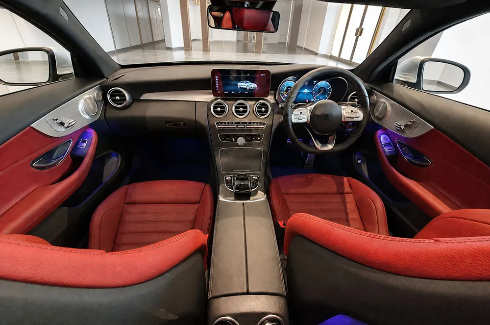 BenzC200Coupe4