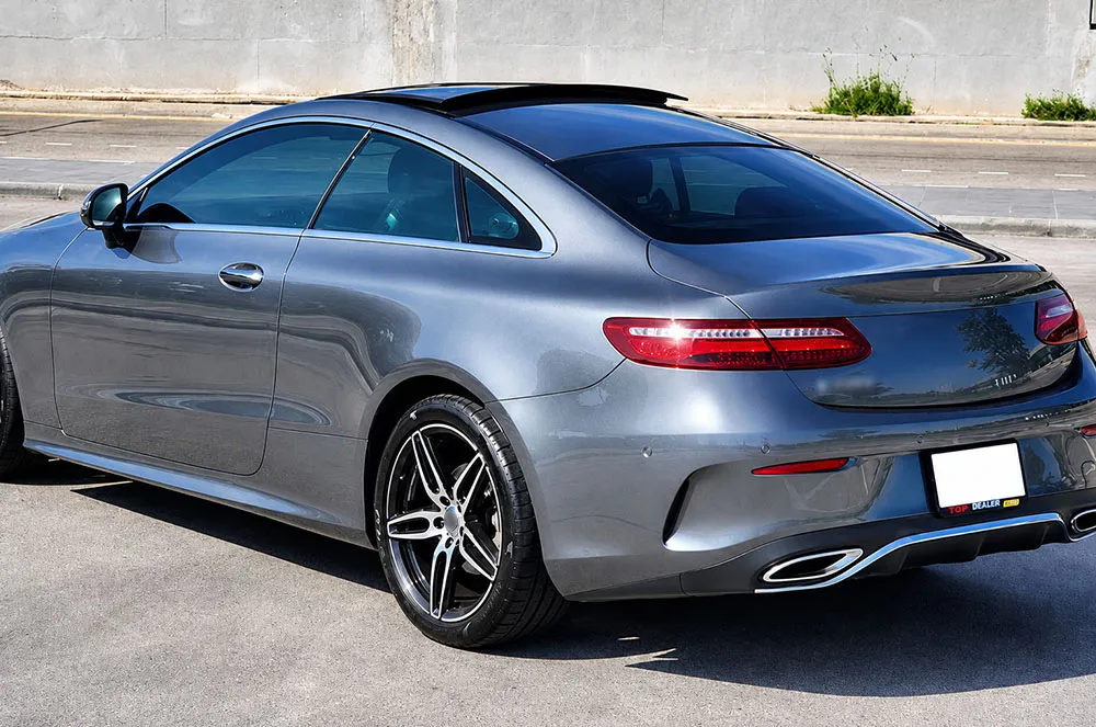 BenzE300Coupe3