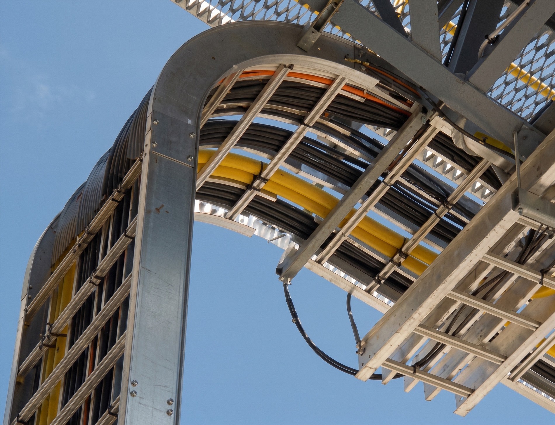 1-Cable-ladder-and-tray