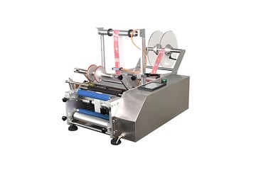 Semi-Automatic-Round-Bottle-Labeling-Machine
