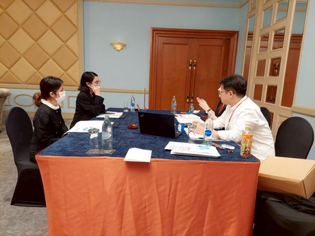 VowGroupHolding(1)