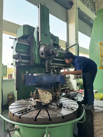 VERTICLELATHE(6)