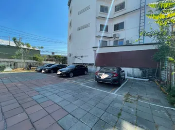 PARKING-SPACE2