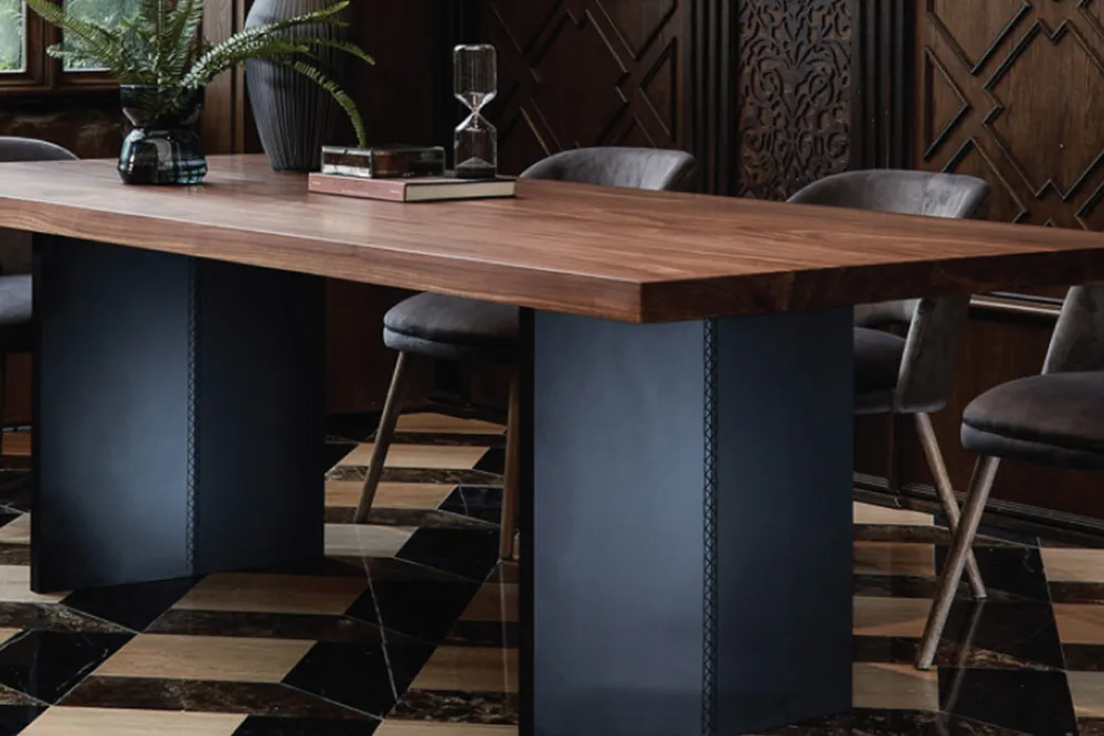 E-Dining-Table