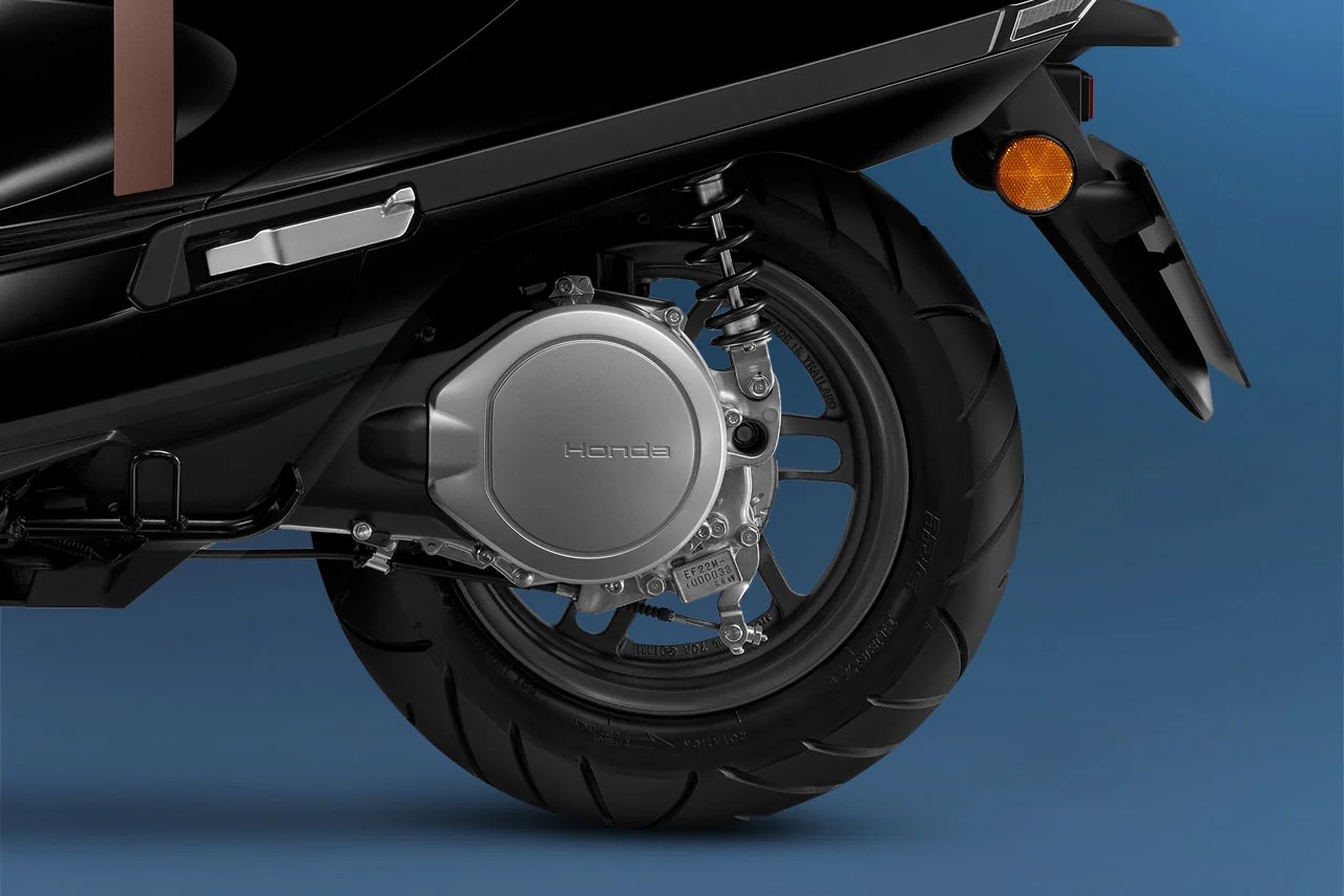 1-Electric-motor-power-with-direct,-instant-torque-response